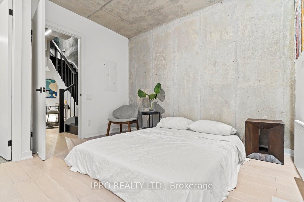 #25 - 12 Dervock Crescent Property Photo 15