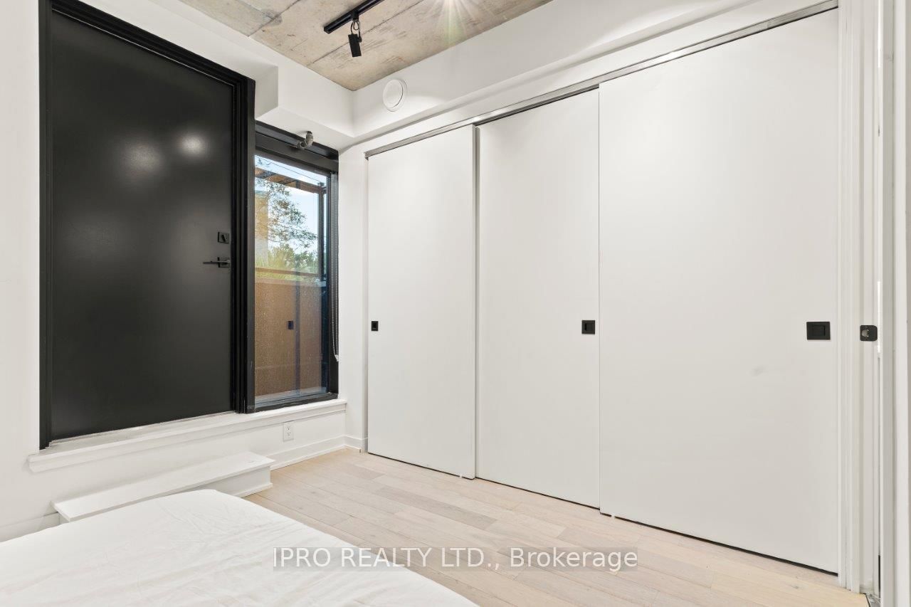 #25 - 12 Dervock Crescent Property Photo 16