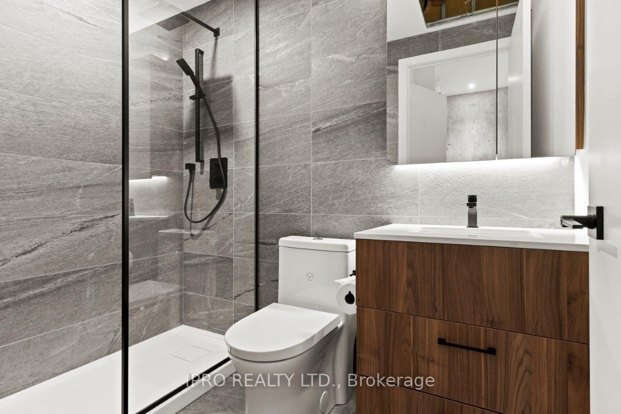 #25 - 12 Dervock Crescent Property Photo 18