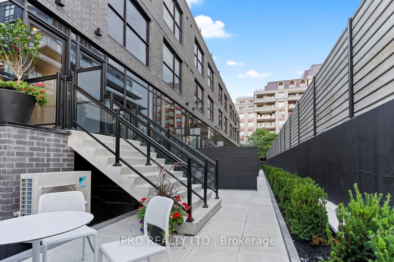 #25 - 12 Dervock Crescent Property Photo 21