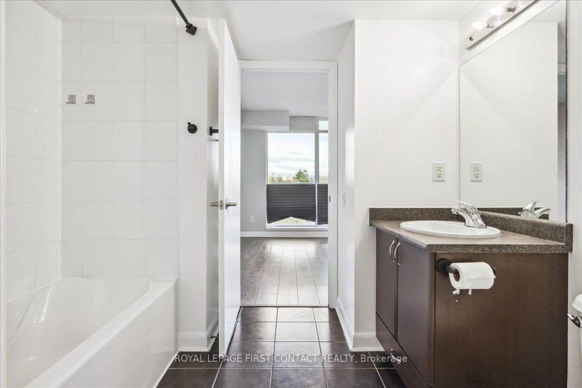 #405 - 525 Wilson Avenue Property Photo 24