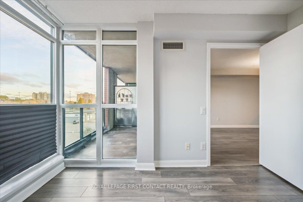 #405 - 525 Wilson Avenue Property Photo 28