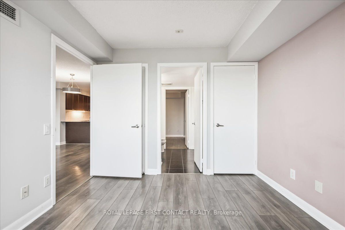 #405 - 525 Wilson Avenue Property Photo 29