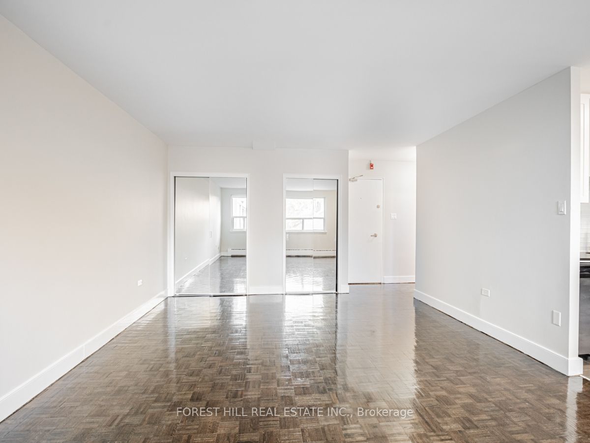 #202 - 2 Regal Road Property Photo 10