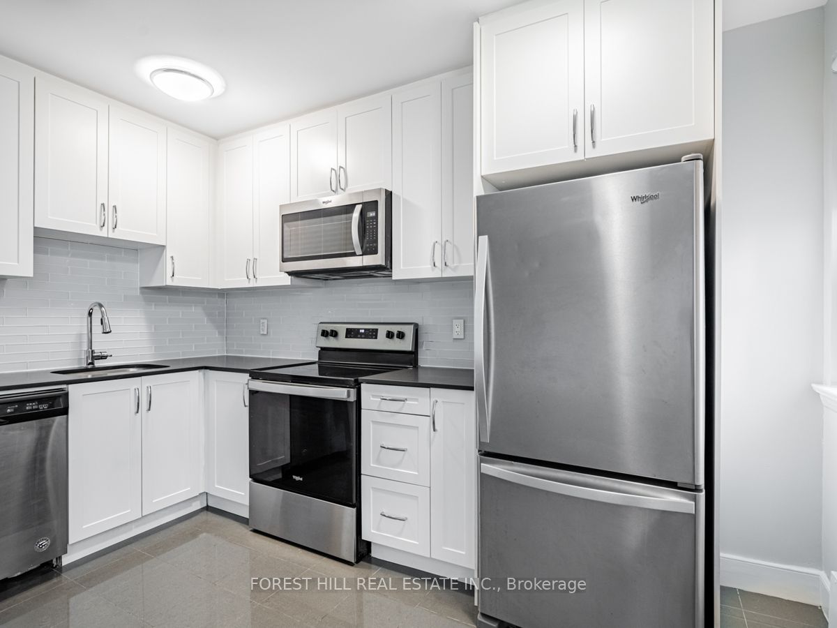 #202 - 2 Regal Road Property Photo 15