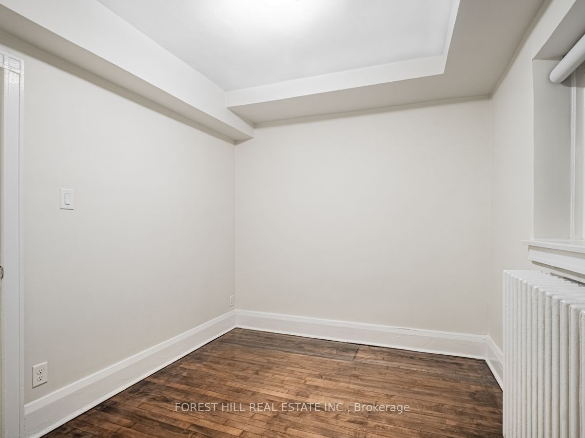 #03 - 310 Lonsdale Road Property Photo 9