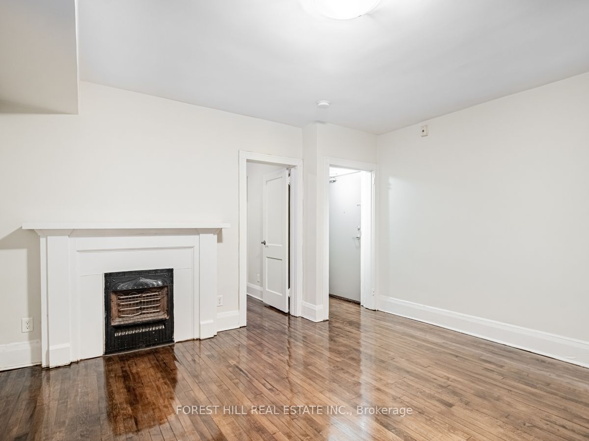 #03 - 310 Lonsdale Road Property Photo 13
