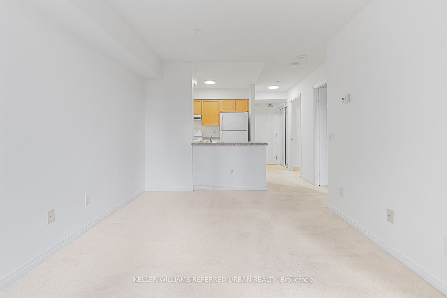 #1002 - 155 Beecroft Road Property Photo 19