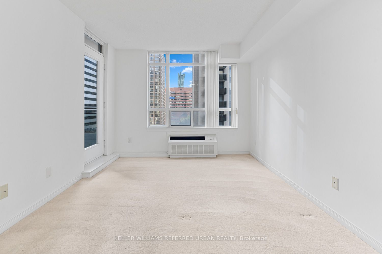 #1002 - 155 Beecroft Road Property Photo 20
