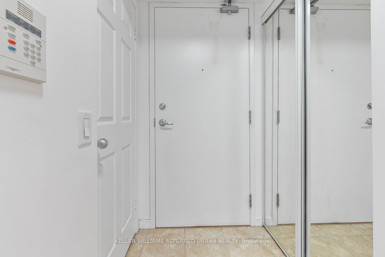 #1002 - 155 Beecroft Road Property Photo 24