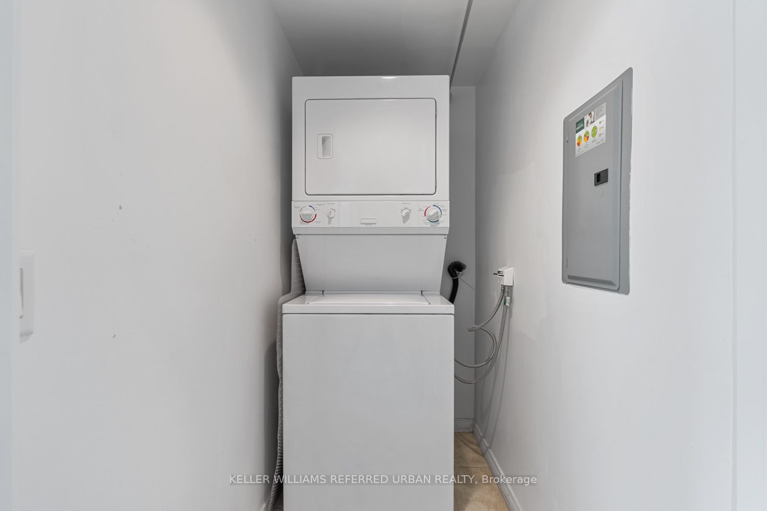 #1002 - 155 Beecroft Road Property Photo 25