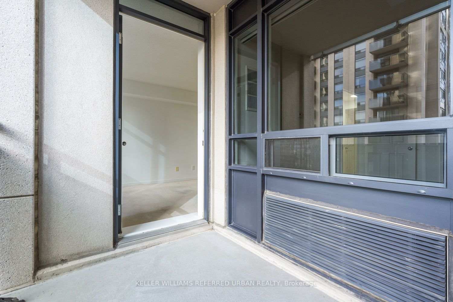 #1002 - 155 Beecroft Road Property Photo 32