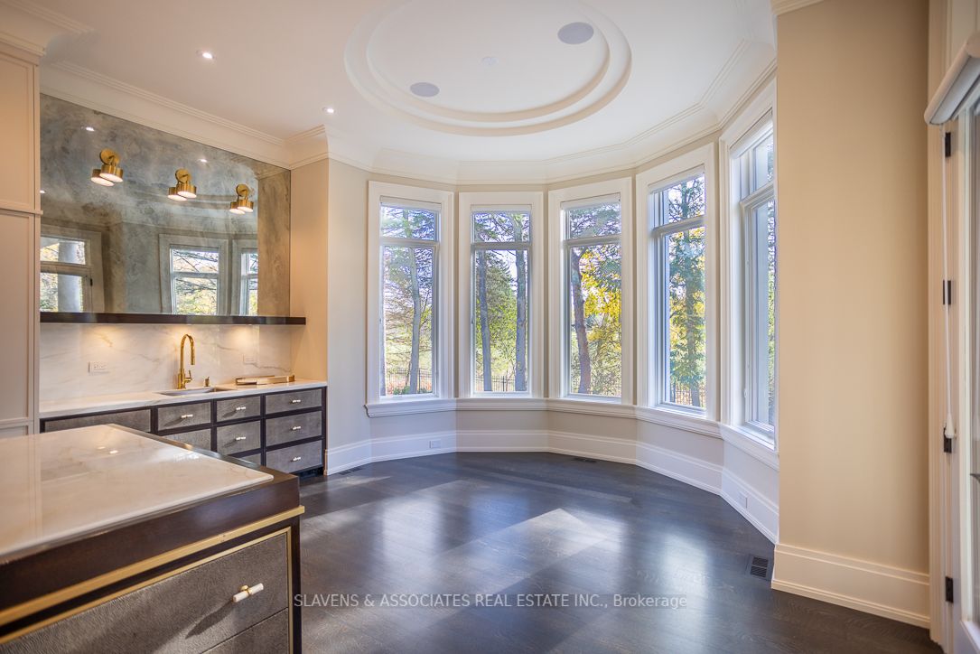 15 Tudor Gate Property Photo 16