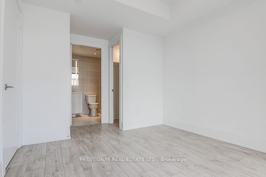#321 - 118 Merchants Wharf Avenue Property Photo 21