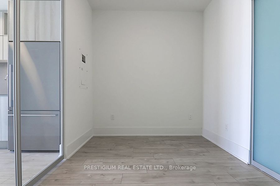 #321 - 118 Merchants Wharf Avenue Property Photo 24