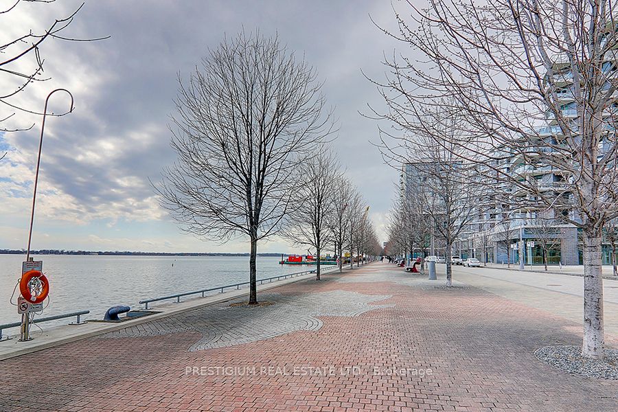 #321 - 118 Merchants Wharf Avenue Property Photo 31