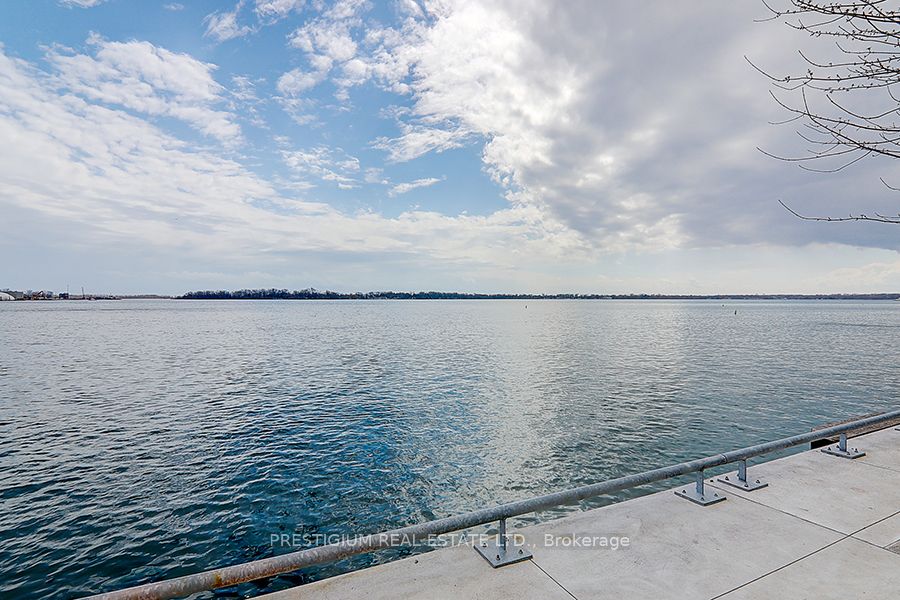 #321 - 118 Merchants Wharf Avenue Property Photo 32