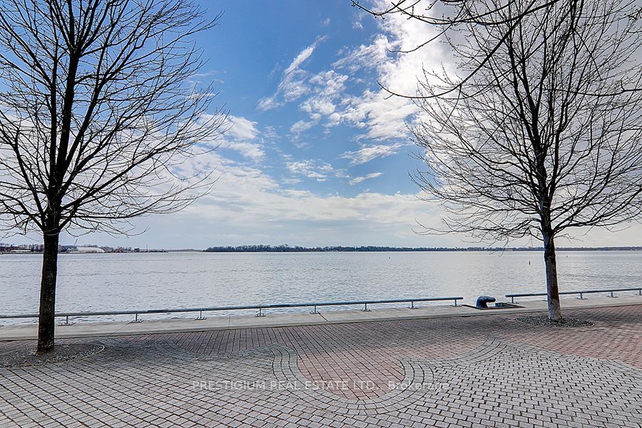 #321 - 118 Merchants Wharf Avenue Property Photo 33