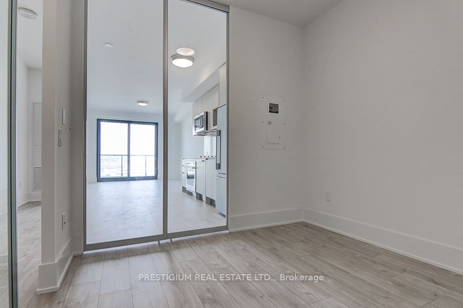 #321 - 118 Merchants Wharf Avenue Property Photo 36
