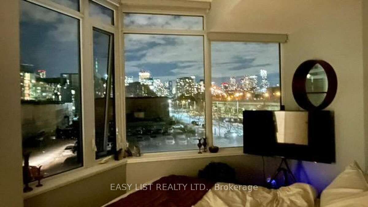 #n204 - 120 Bayview Avenue Property Photo 7
