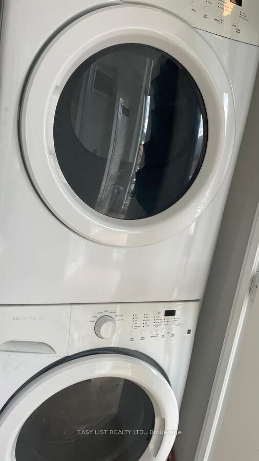 #n204 - 120 Bayview Avenue Property Photo 11