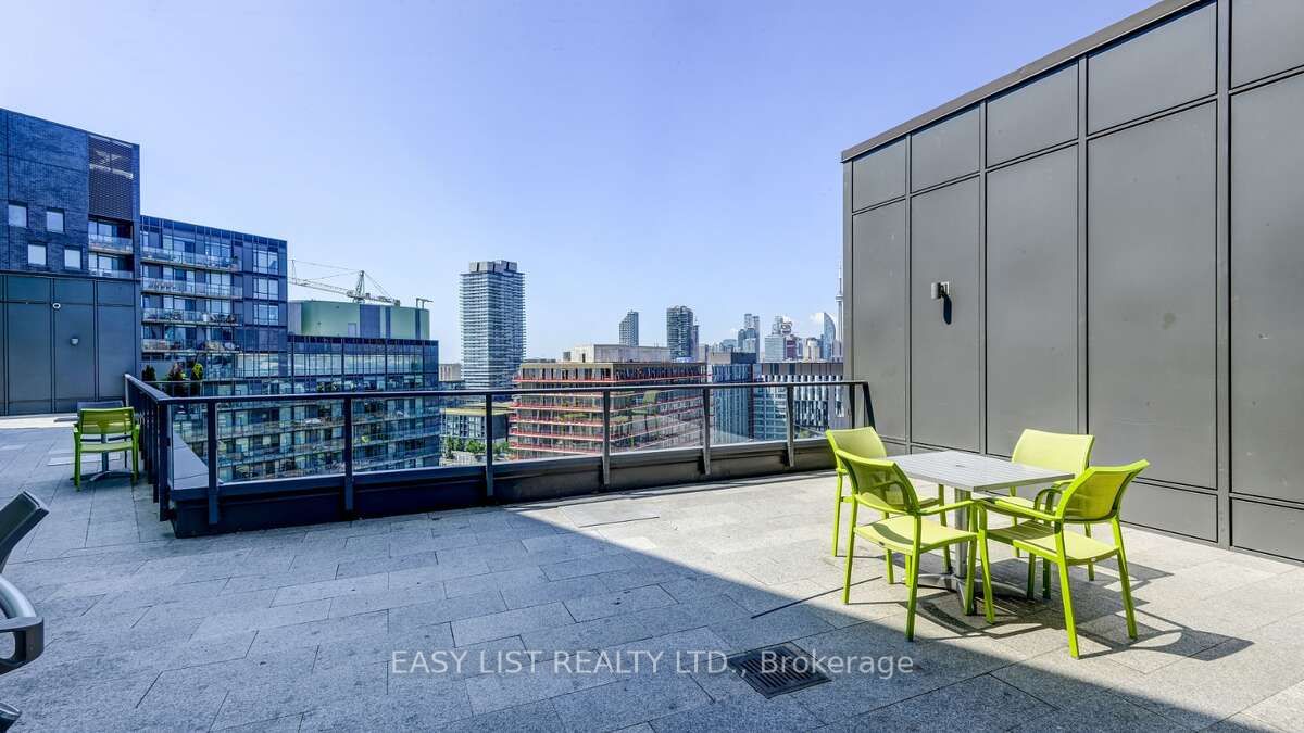 #n204 - 120 Bayview Avenue Property Photo 20