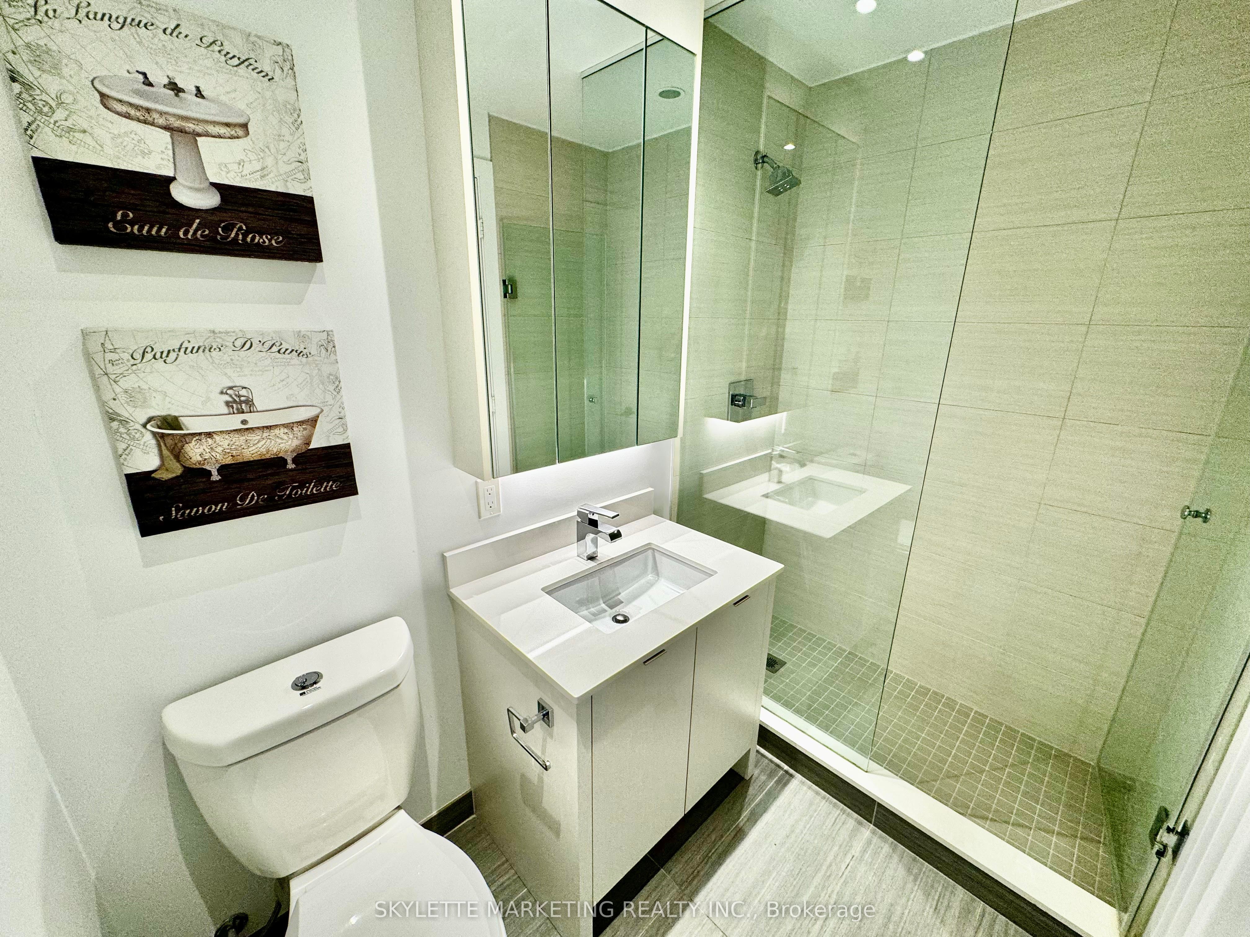 #902 - 15 Merchants' Wharf Property Photo 11