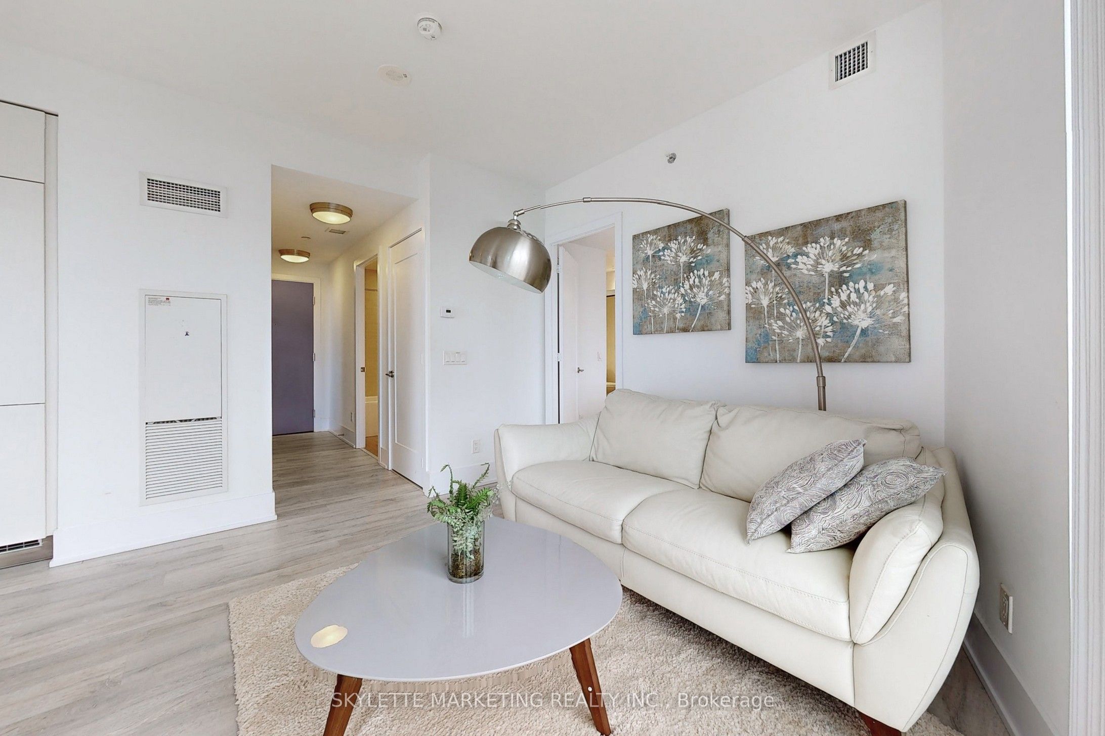 #902 - 15 Merchants' Wharf Property Photo 18