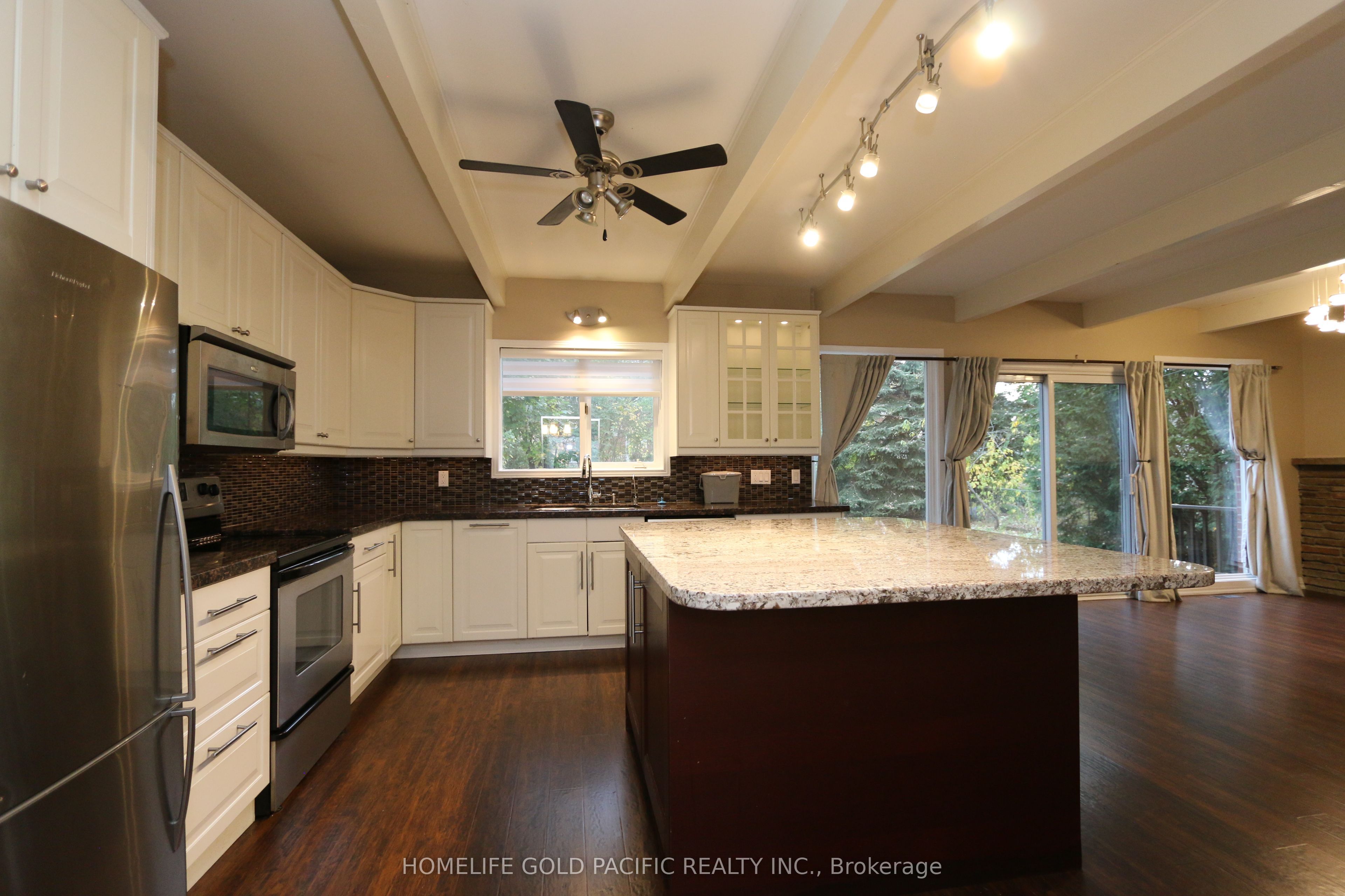 112 Anndale Drive Property Photo 1