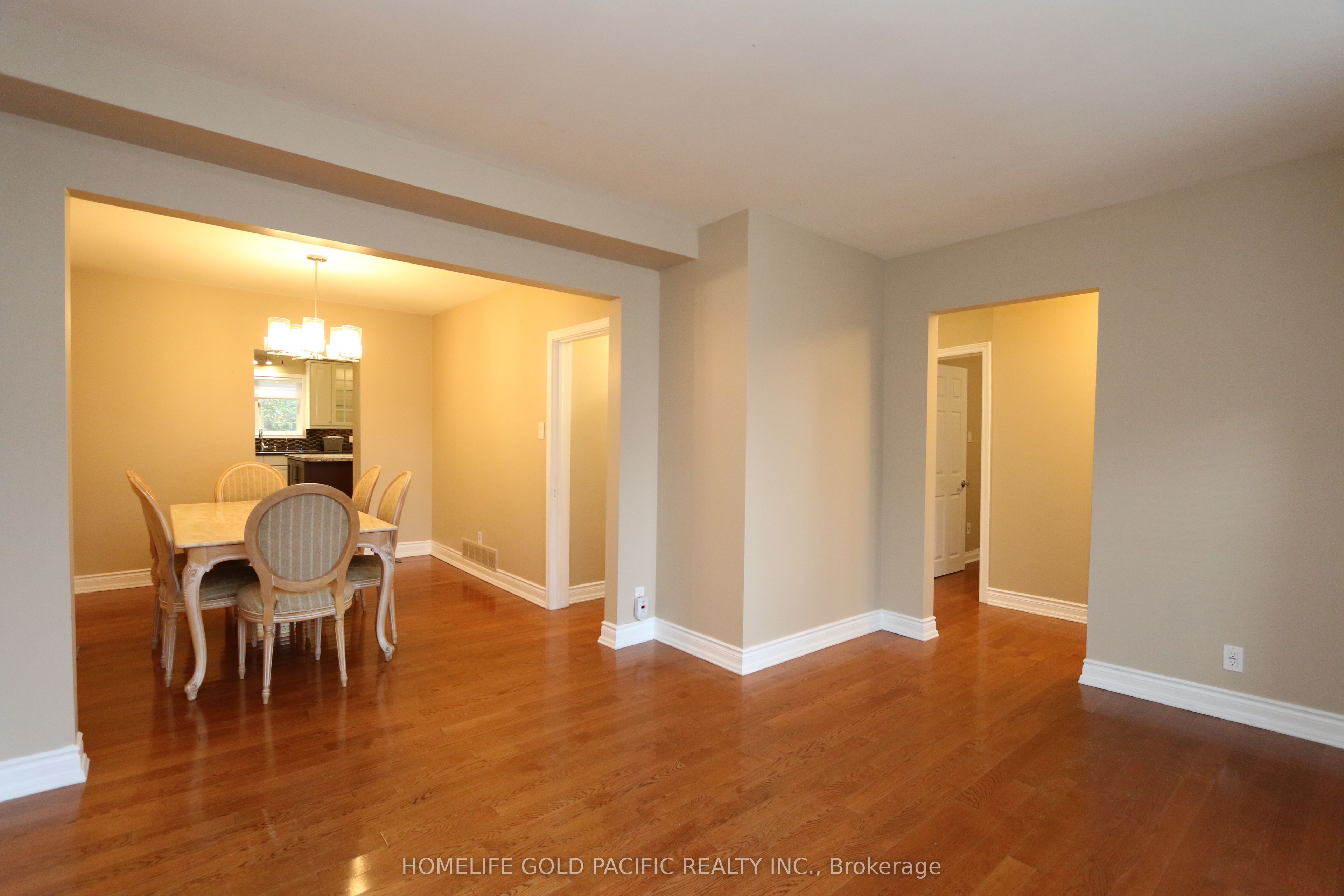 112 Anndale Drive Property Photo 7