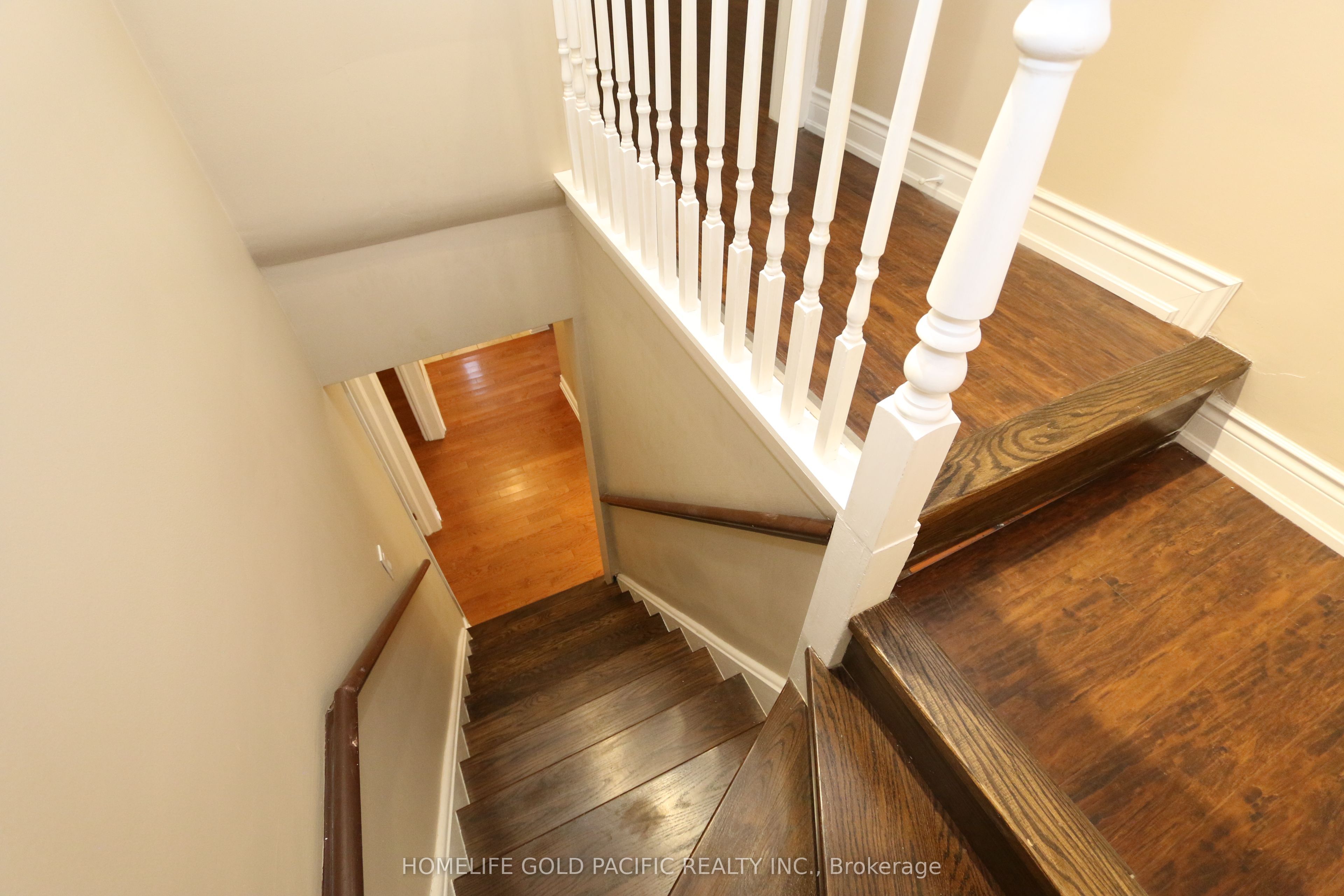 112 Anndale Drive Property Photo 17