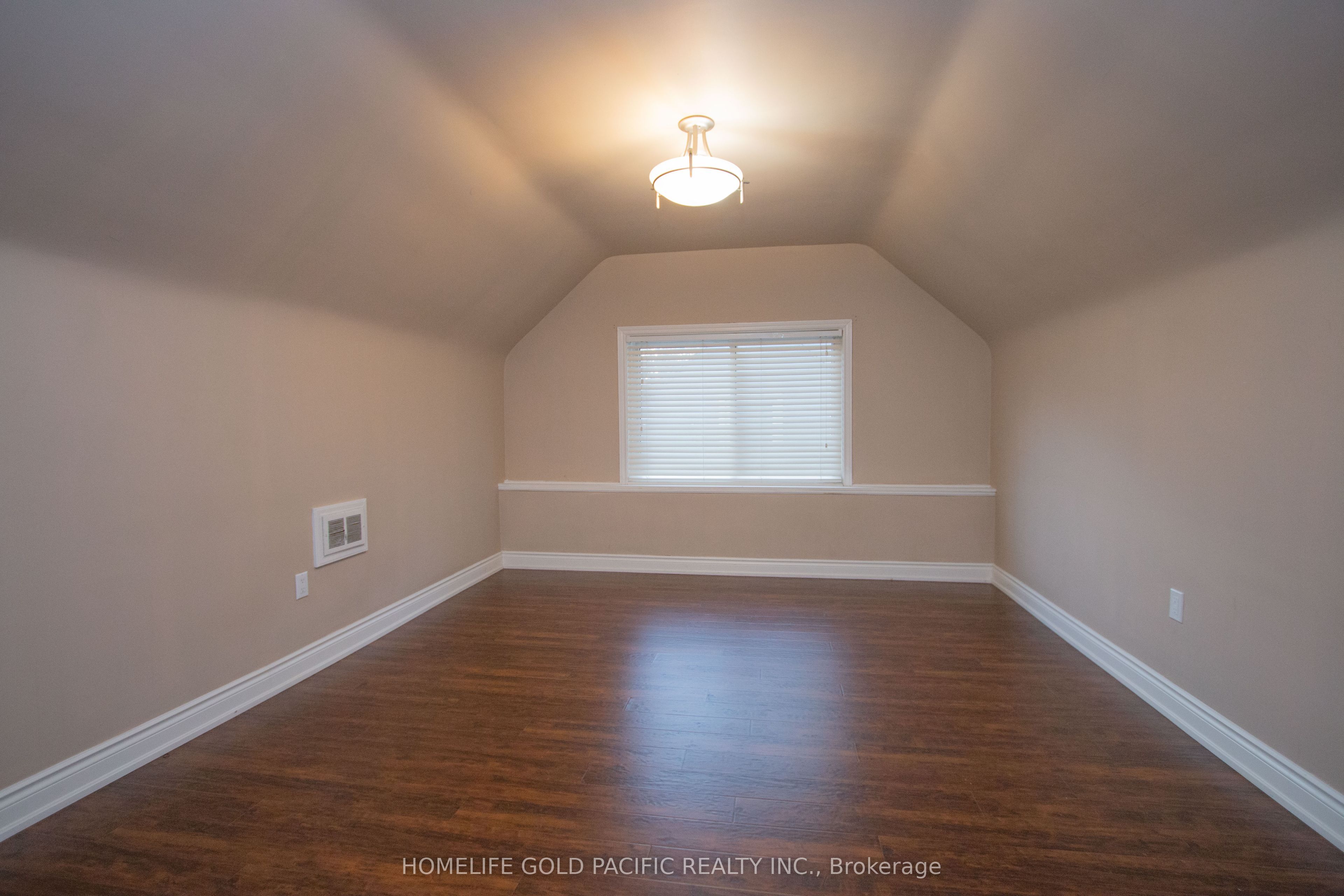112 Anndale Drive Property Photo 18