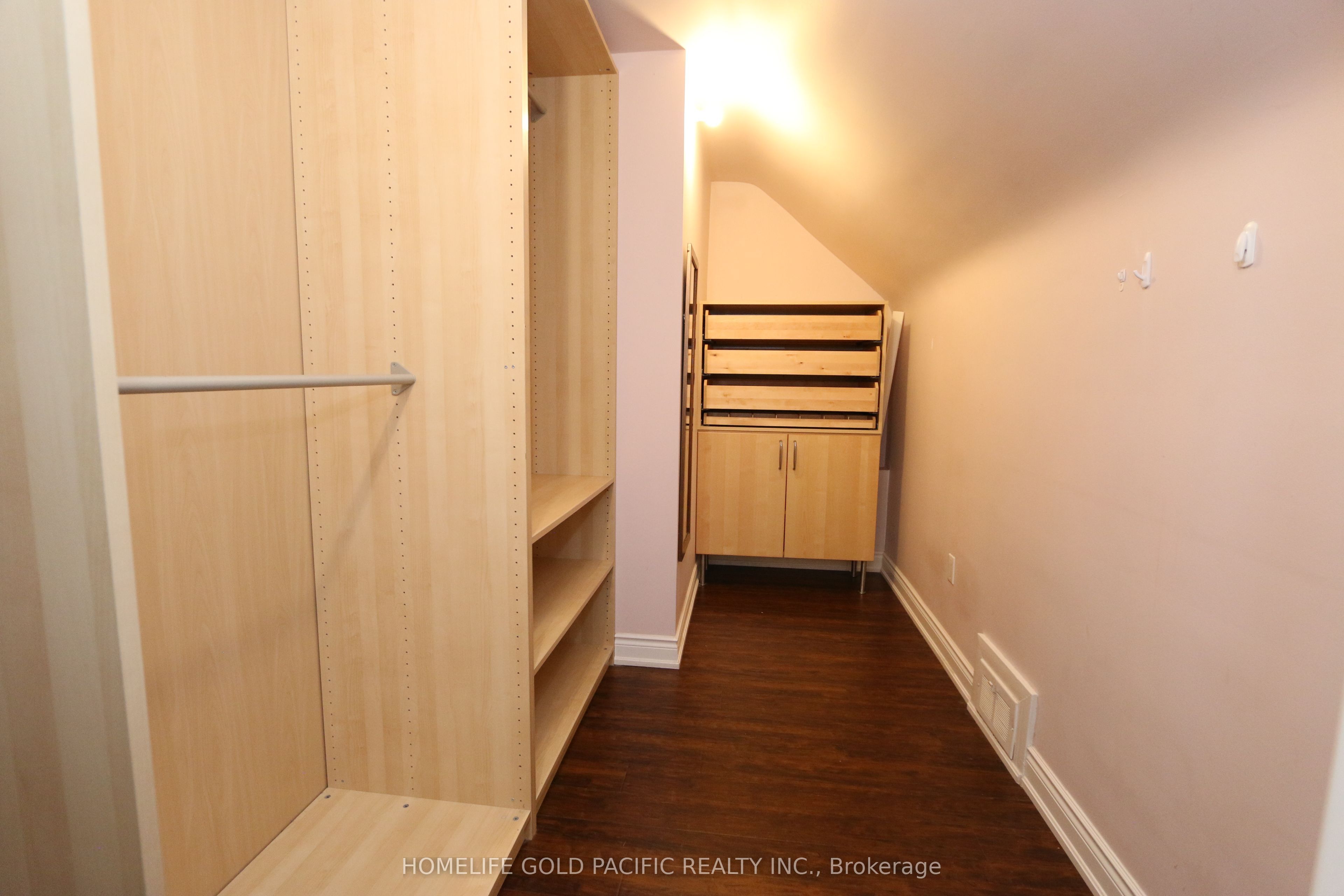 112 Anndale Drive Property Photo 21
