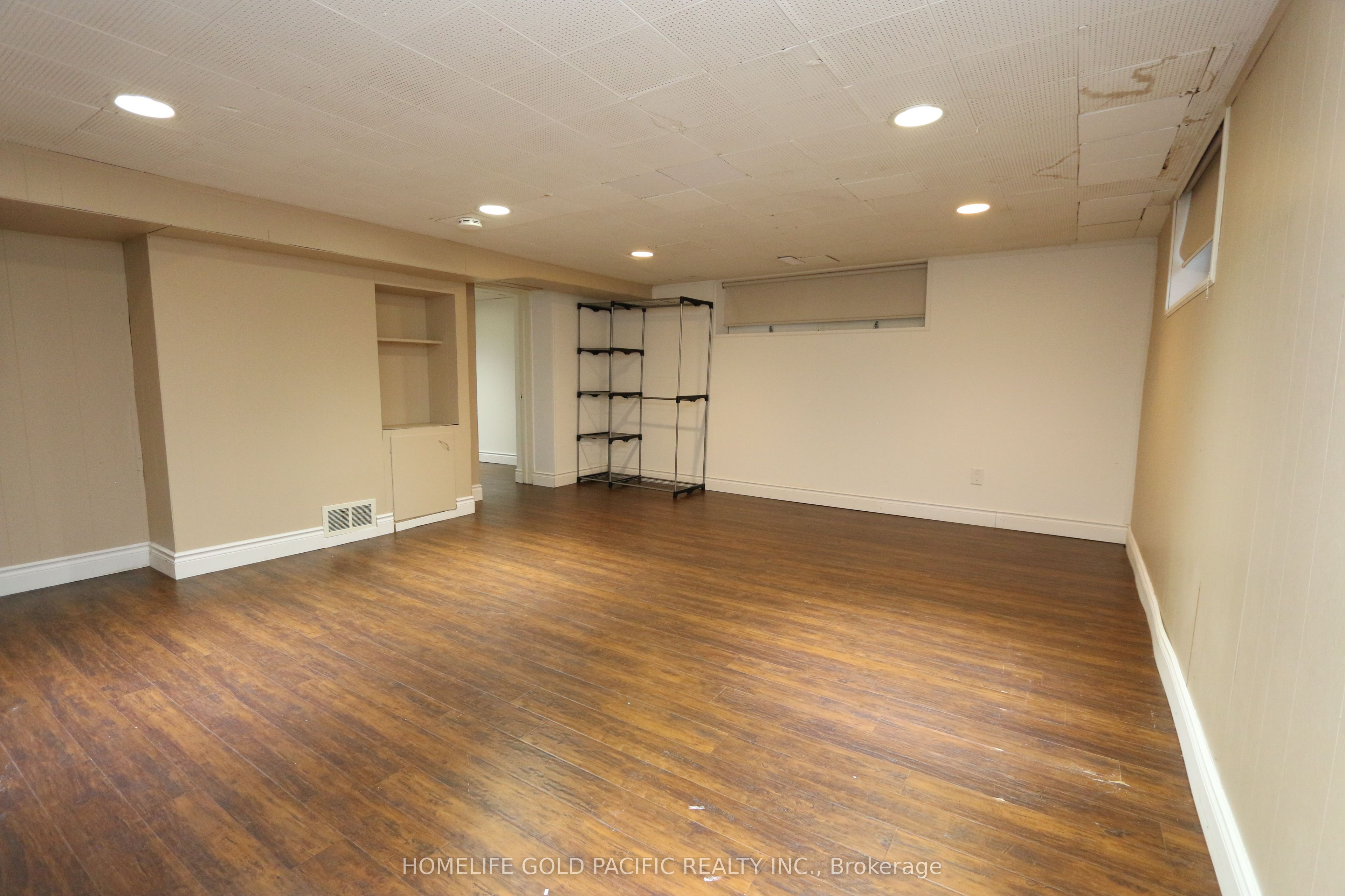 112 Anndale Drive Property Photo 27