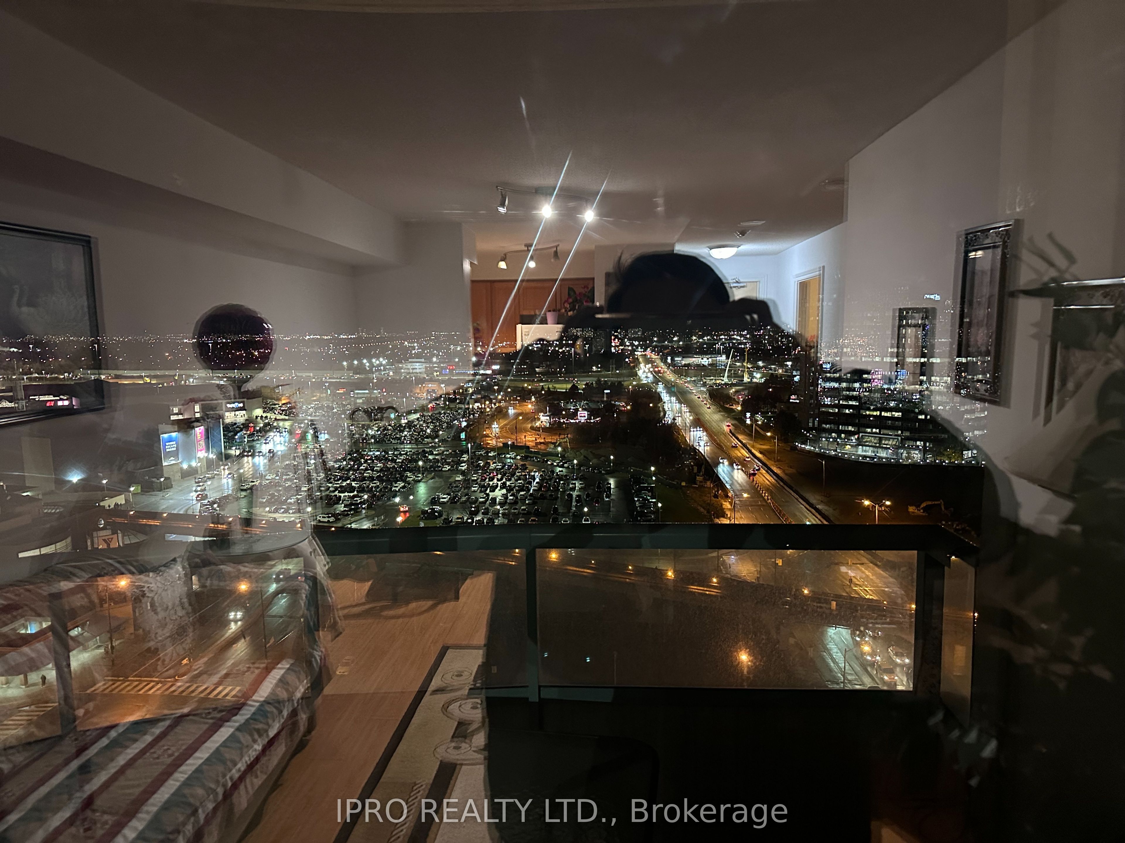 #1707 - 61 Town Centre Court Property Photo 5