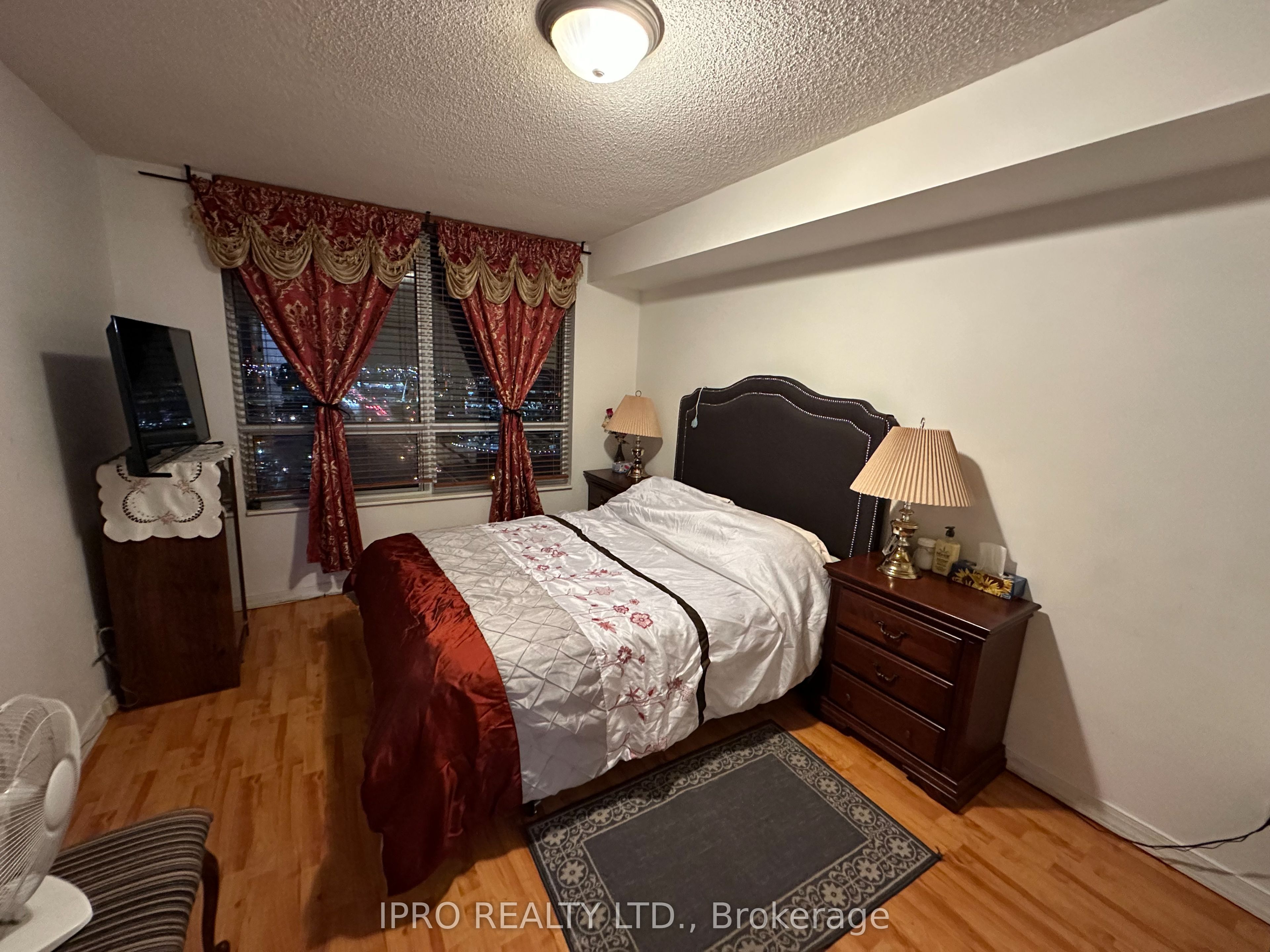 #1707 - 61 Town Centre Court Property Photo 10