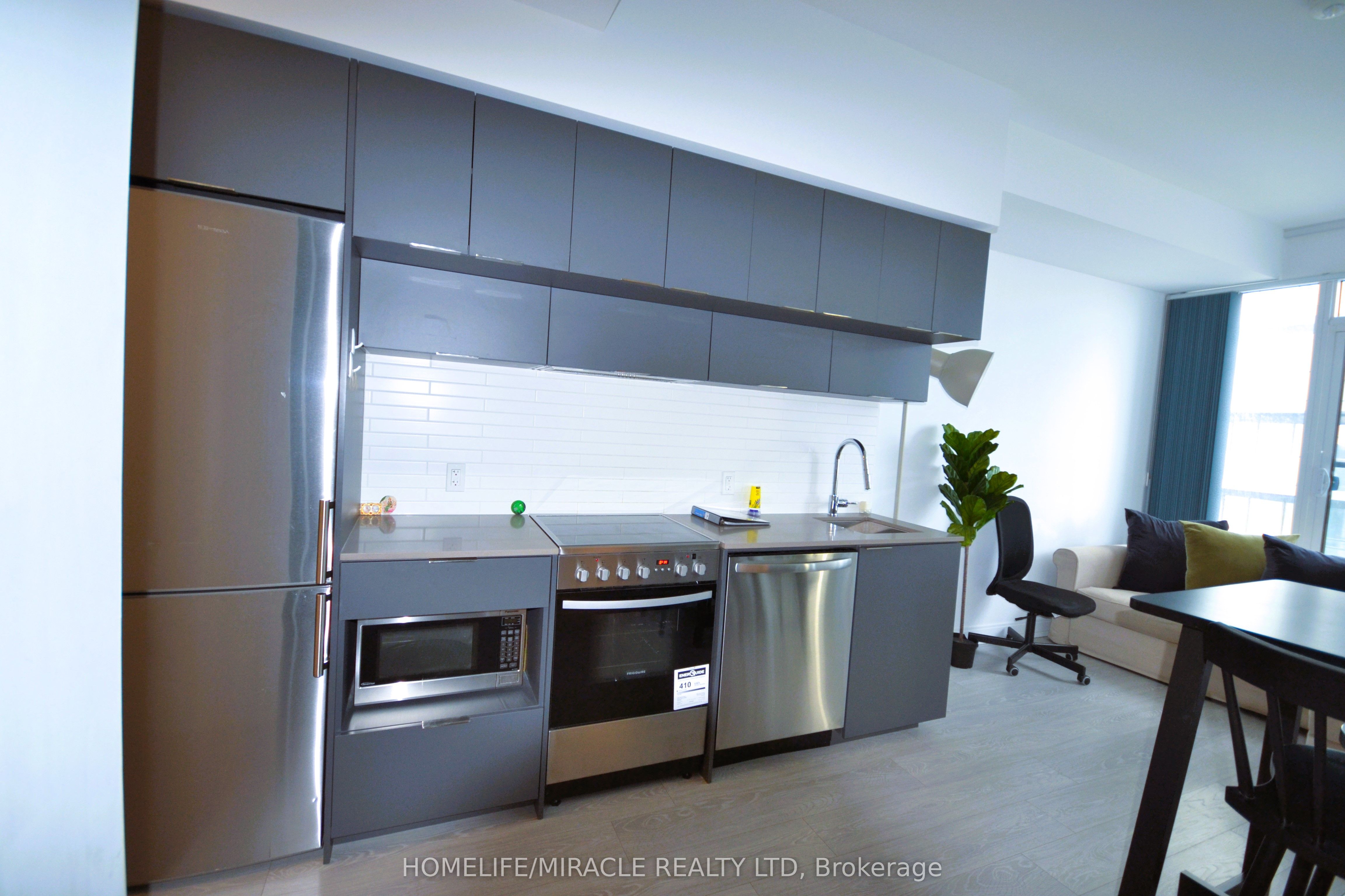 #3615 - 181 Dundas Street Property Photo 4