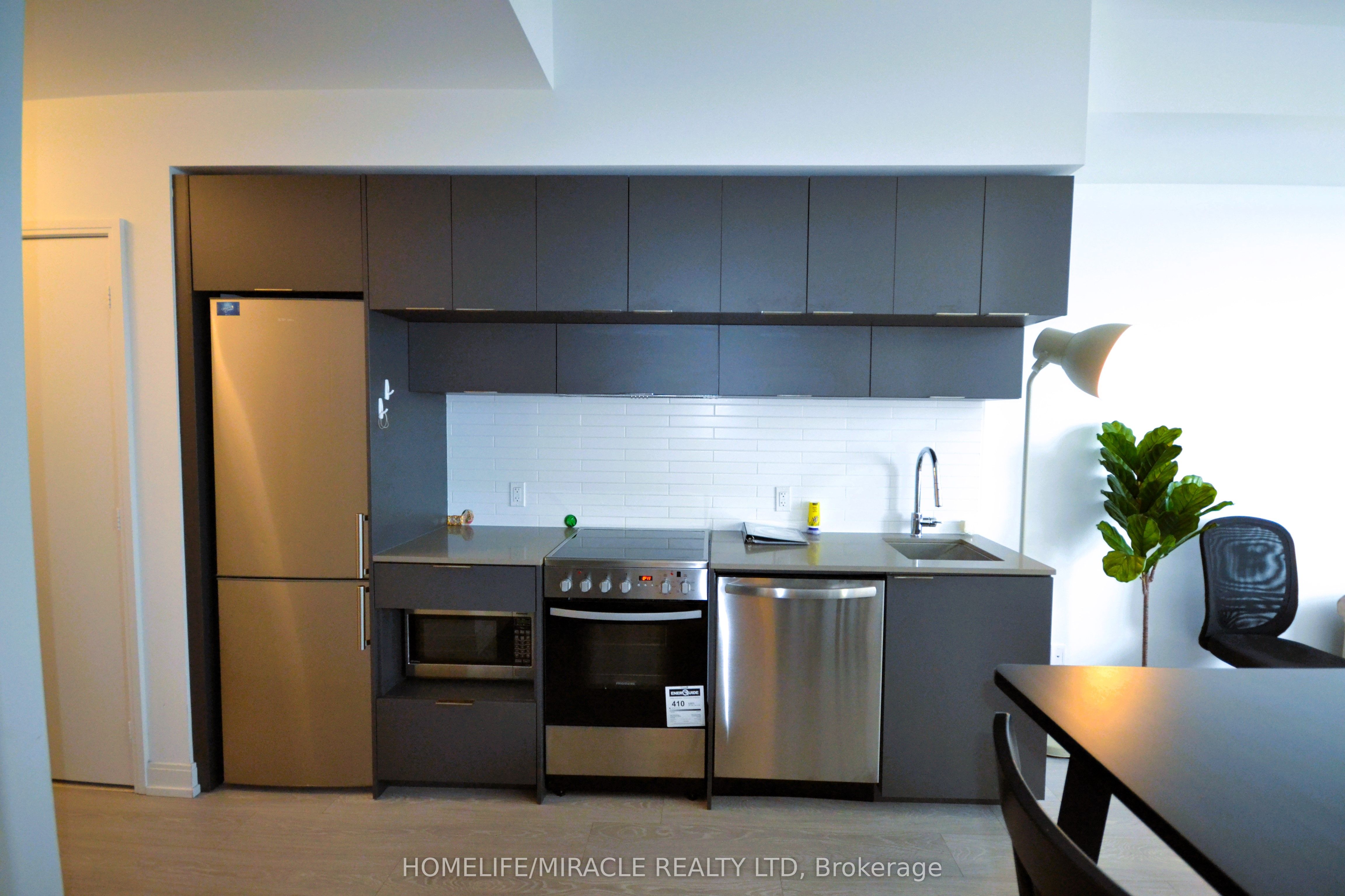 #3615 - 181 Dundas Street Property Photo 7