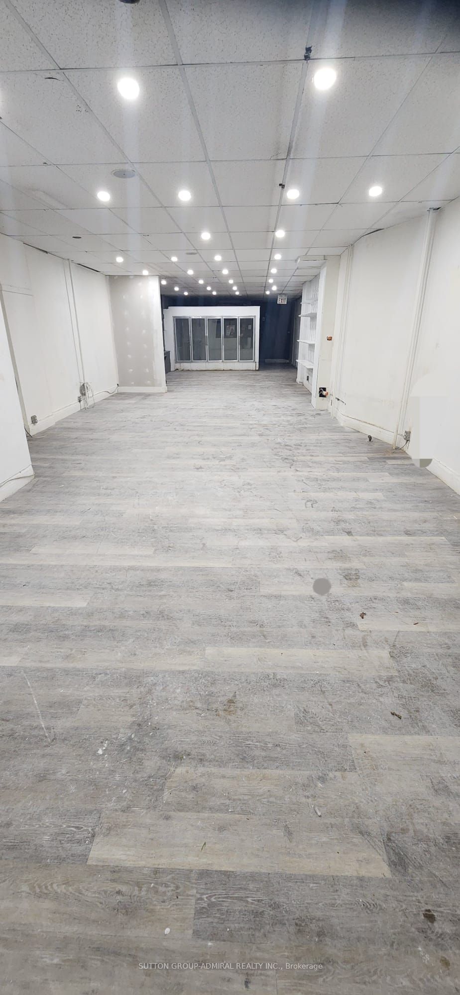 1020 St. Clair Avenue Property Photo 2