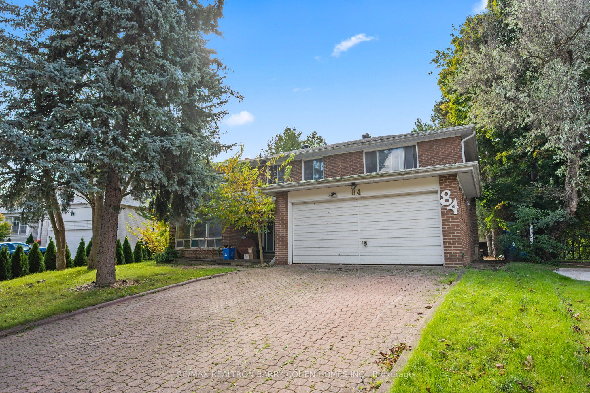 84 Bannatyne Drive Property Photo 1