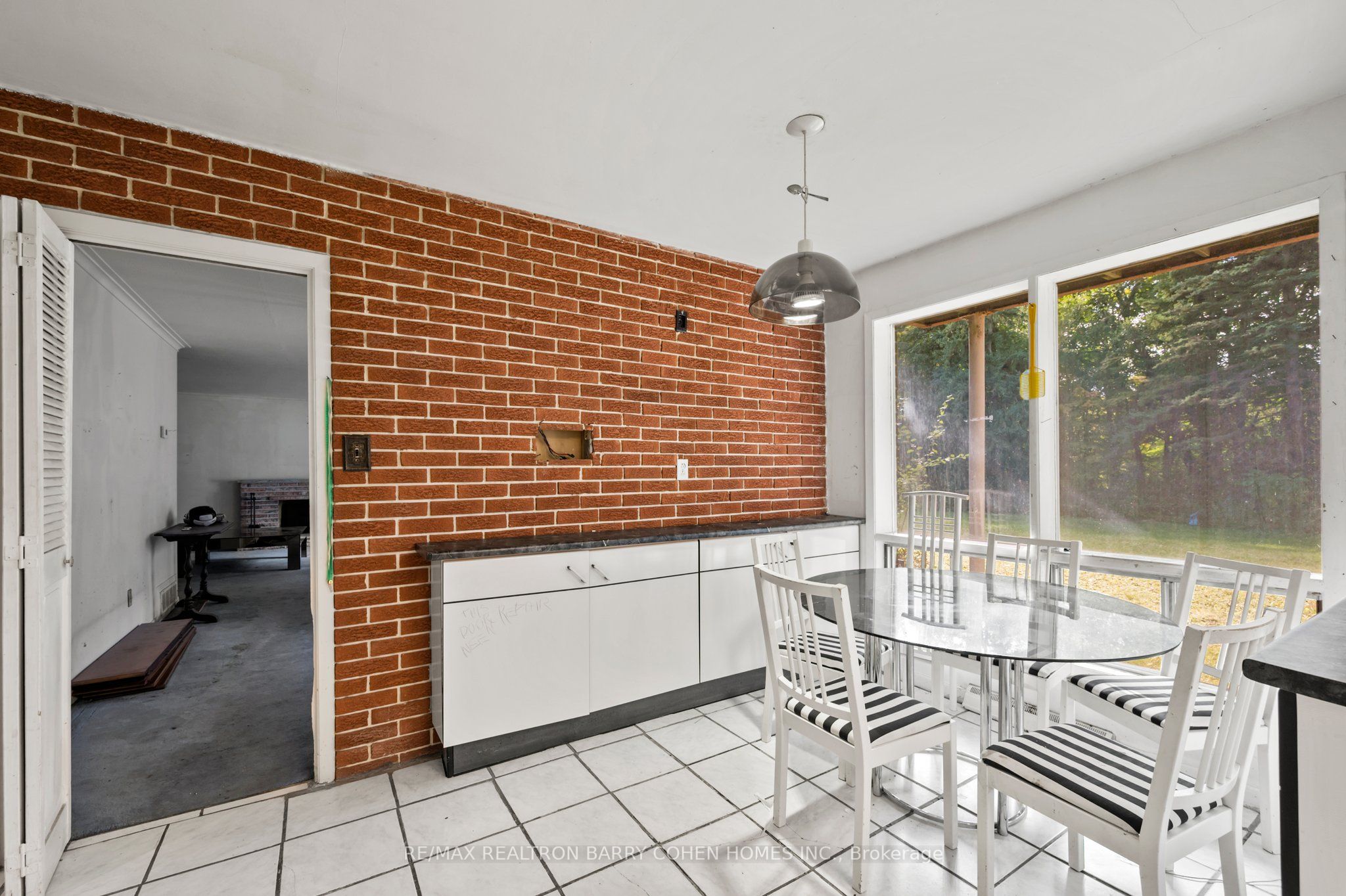 84 Bannatyne Drive Property Photo 8