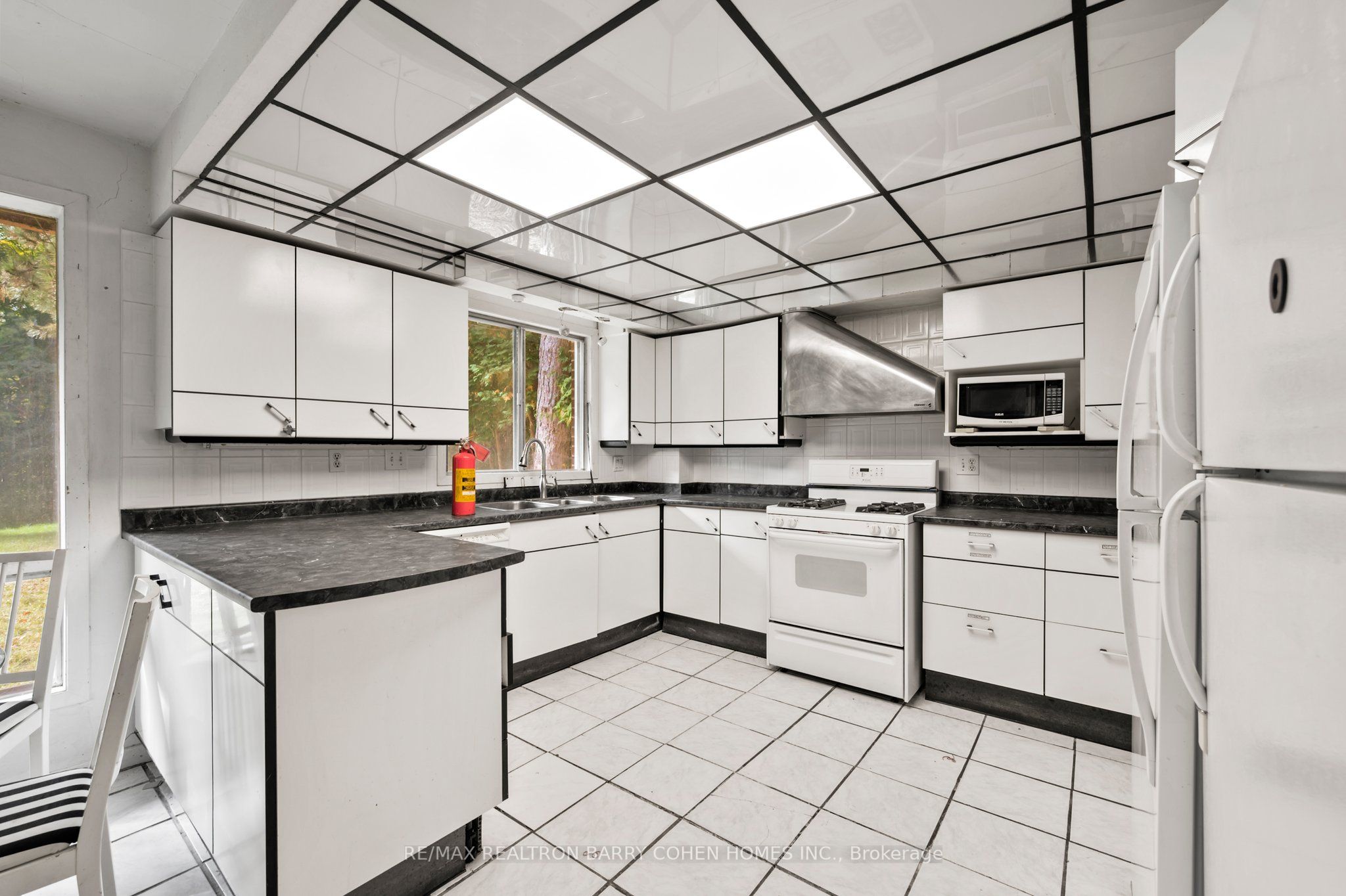 84 Bannatyne Drive Property Photo 9