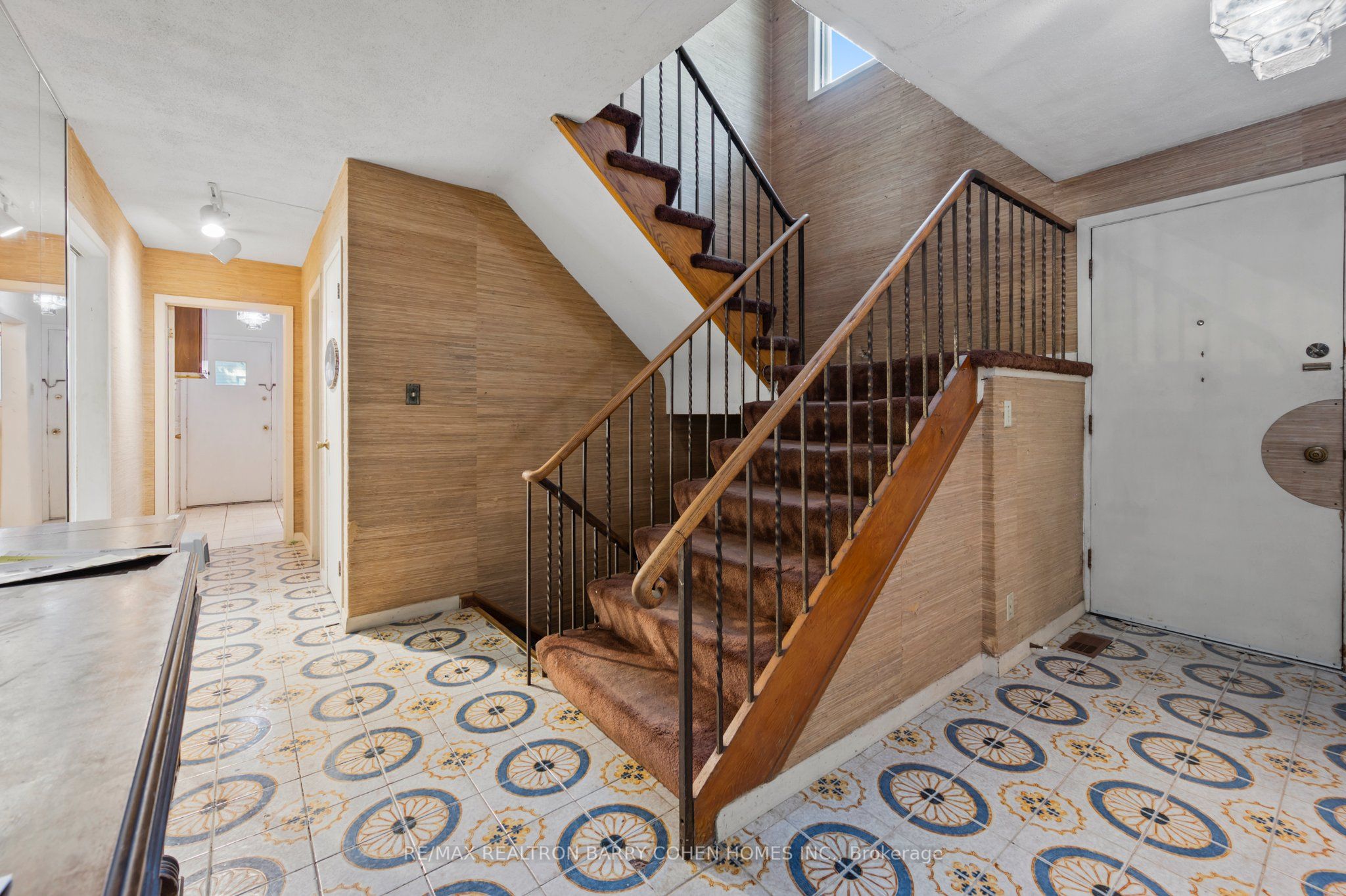 84 Bannatyne Drive Property Photo 13