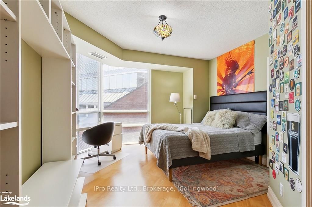 #502 - 20 Collier Street Property Photo 19