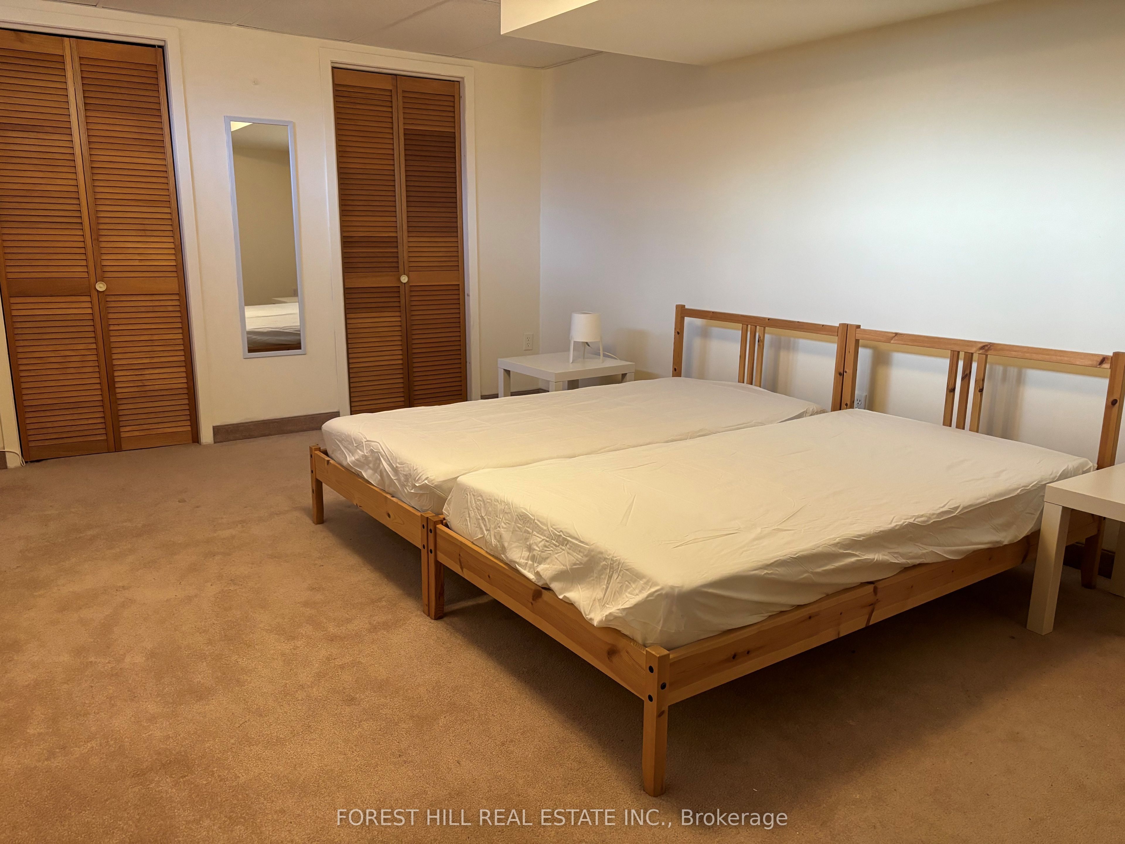 152 Yorkview Drive Property Photo 8