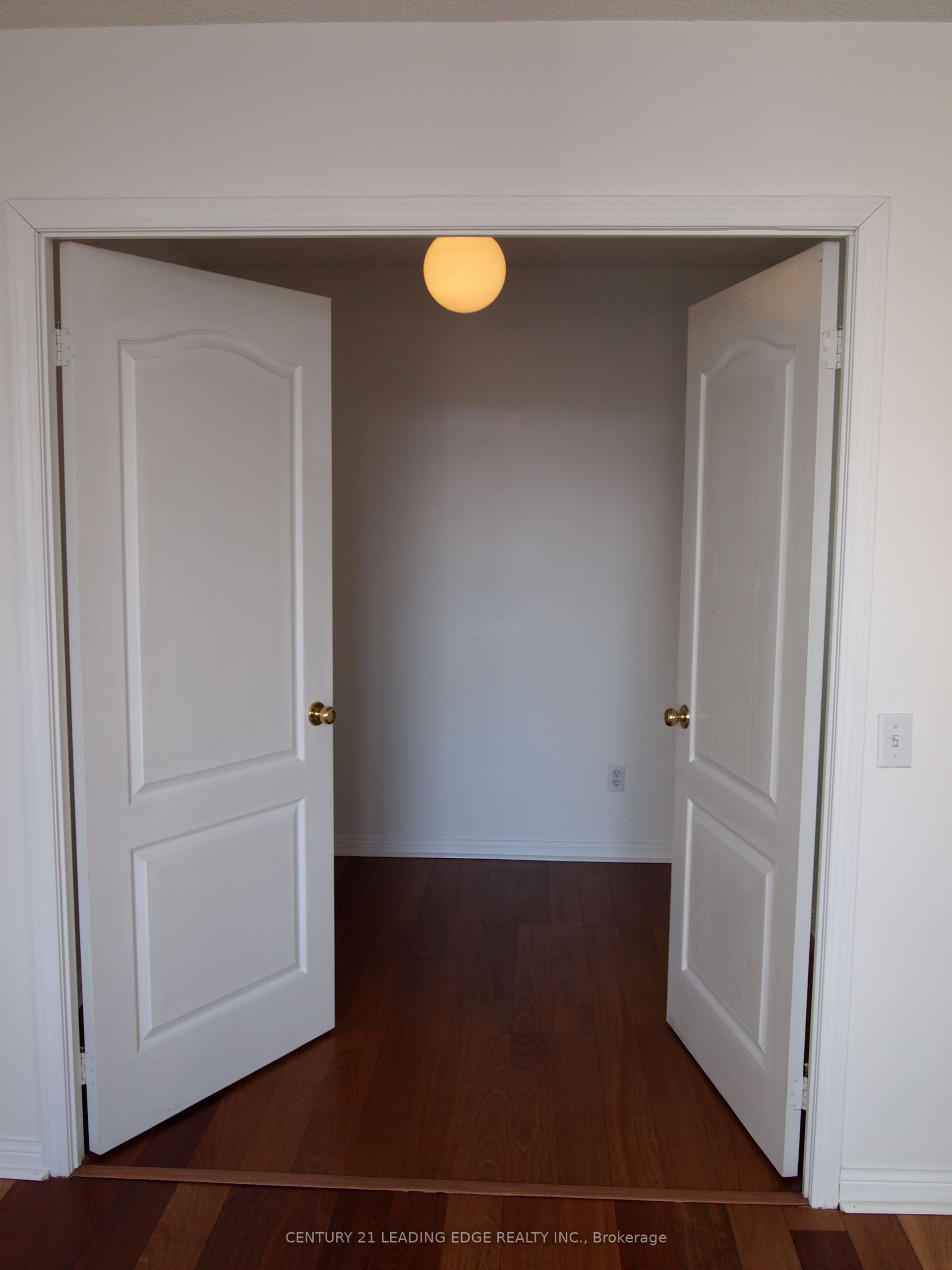 #307 - 373 Front Street Property Photo 21