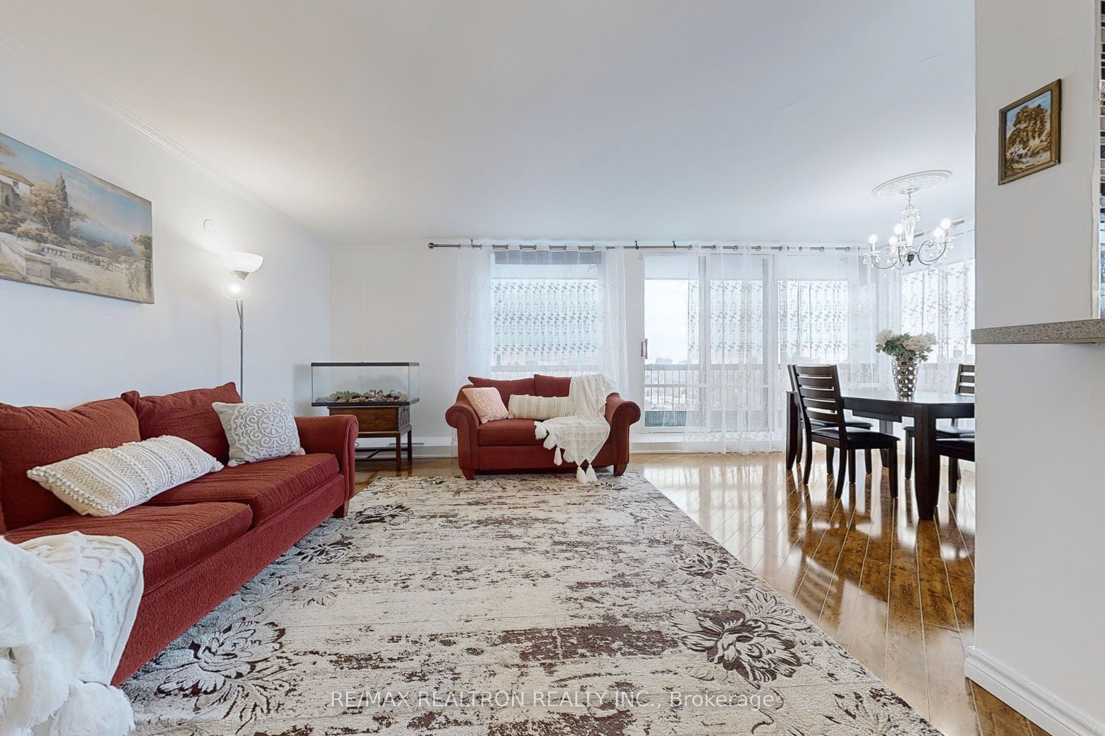 #1706 - 135 Antibes Drive Property Photo 6