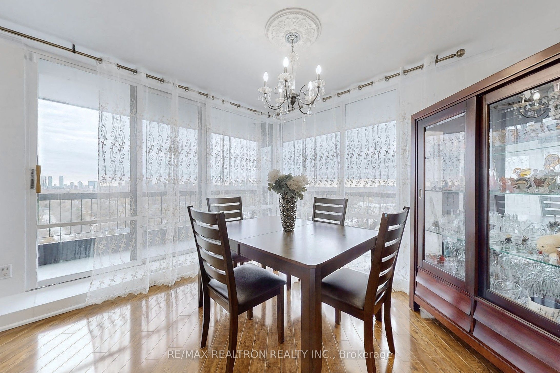 #1706 - 135 Antibes Drive Property Photo 14