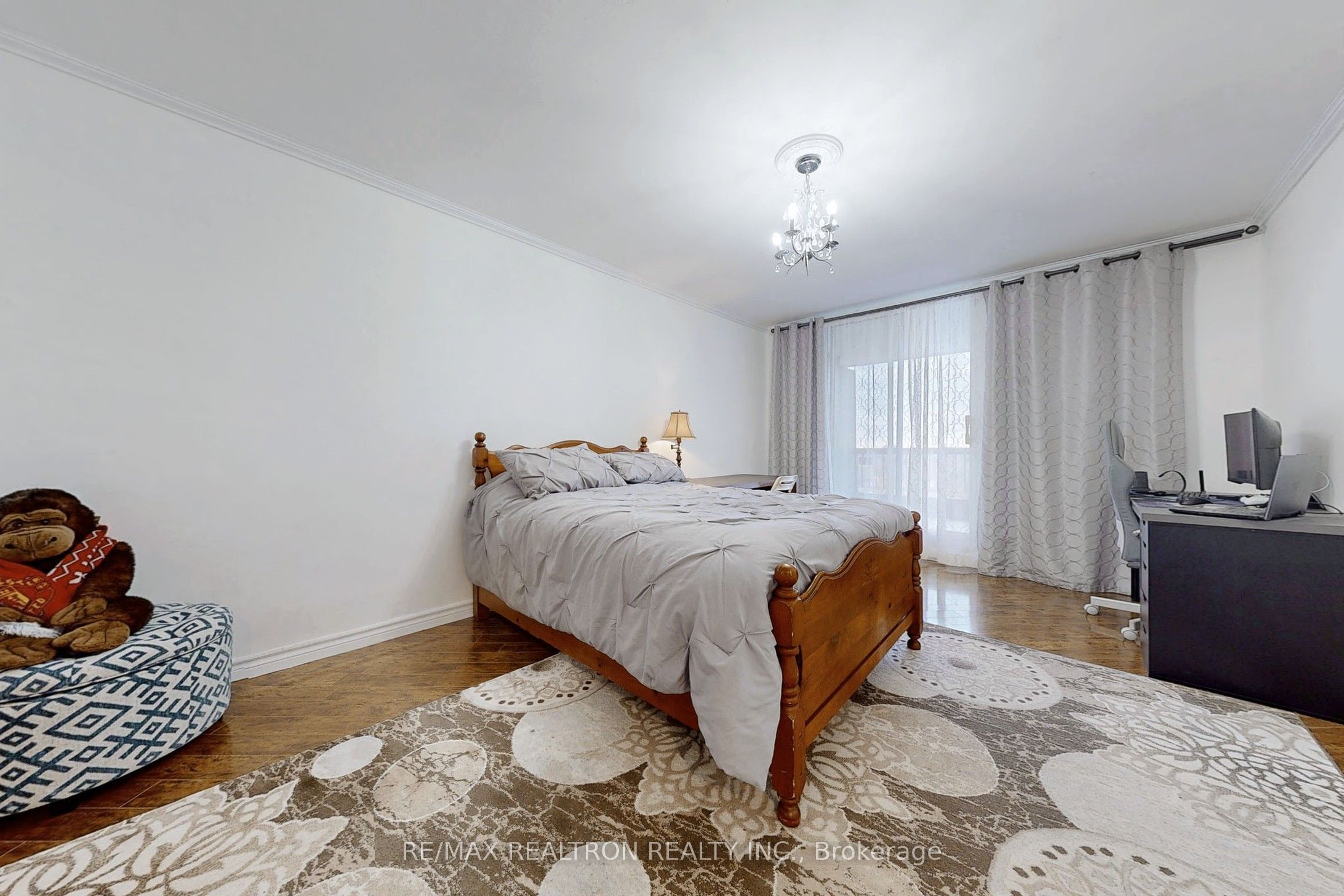 #1706 - 135 Antibes Drive Property Photo 19
