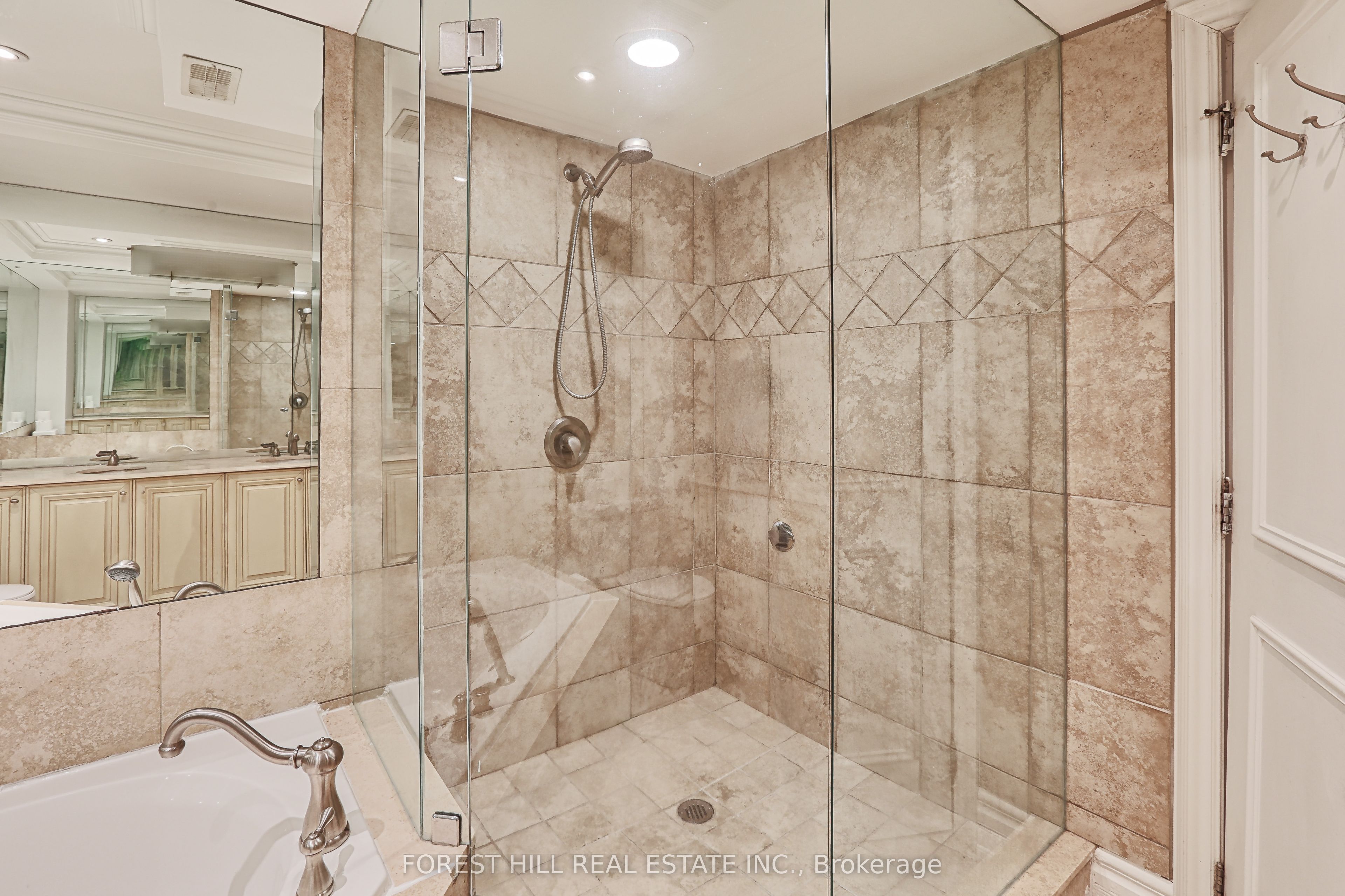#1 - 16 Relmar Road Property Photo 21